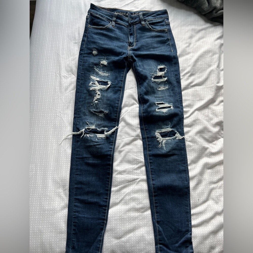 American eagle ripped jeans